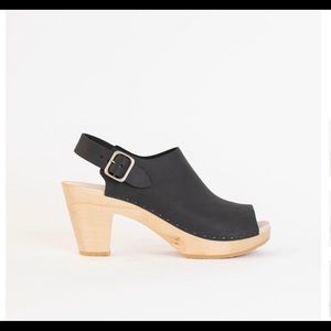 Bryr Suzie Spanish Toe Clog